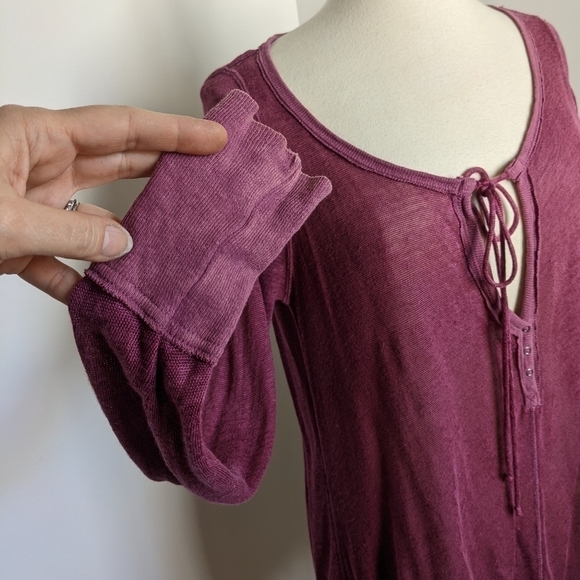 WE the Free Linen Blend Henley low V Neck with ties Oversized L Cranberry Plum - Picture 6 of 12